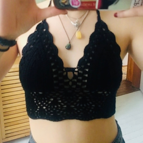 LAST ONE! White crochet bikini bralette halter top - Picture 3 of 3